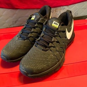 Nike Fingertrap Max Mens Running Shoes Black